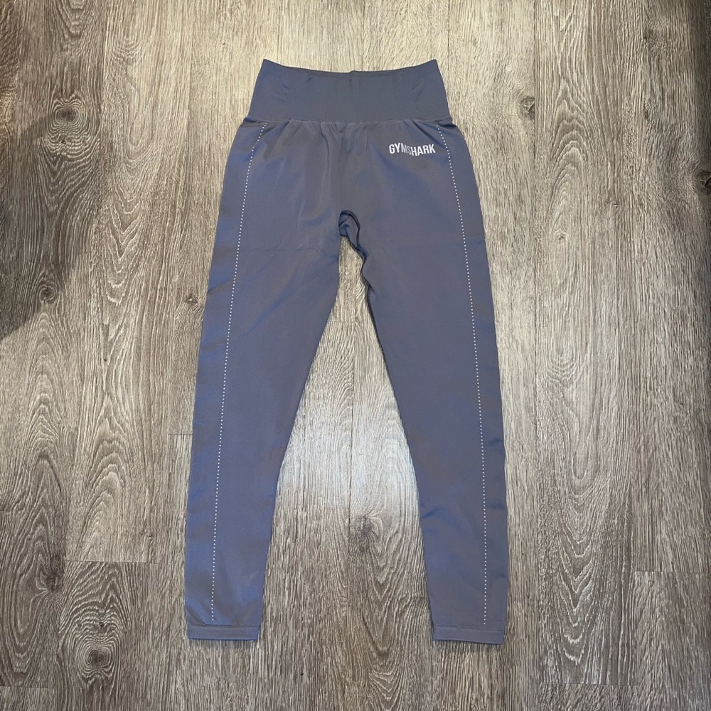 💛 bundle for $10 -Gymshark Gray/ purple Leggings